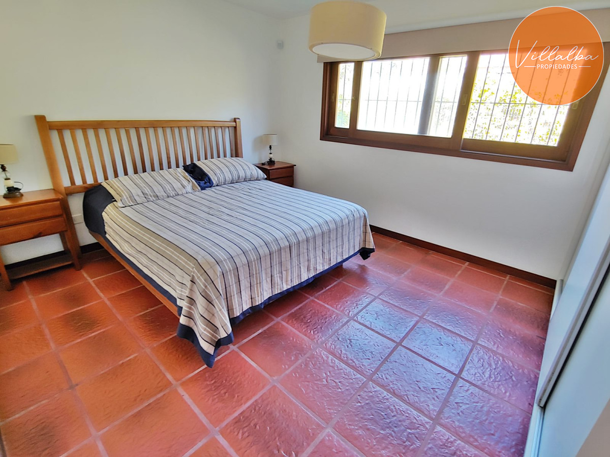 Casa ID.398 - Hermosa residencia en Rincon del Indio