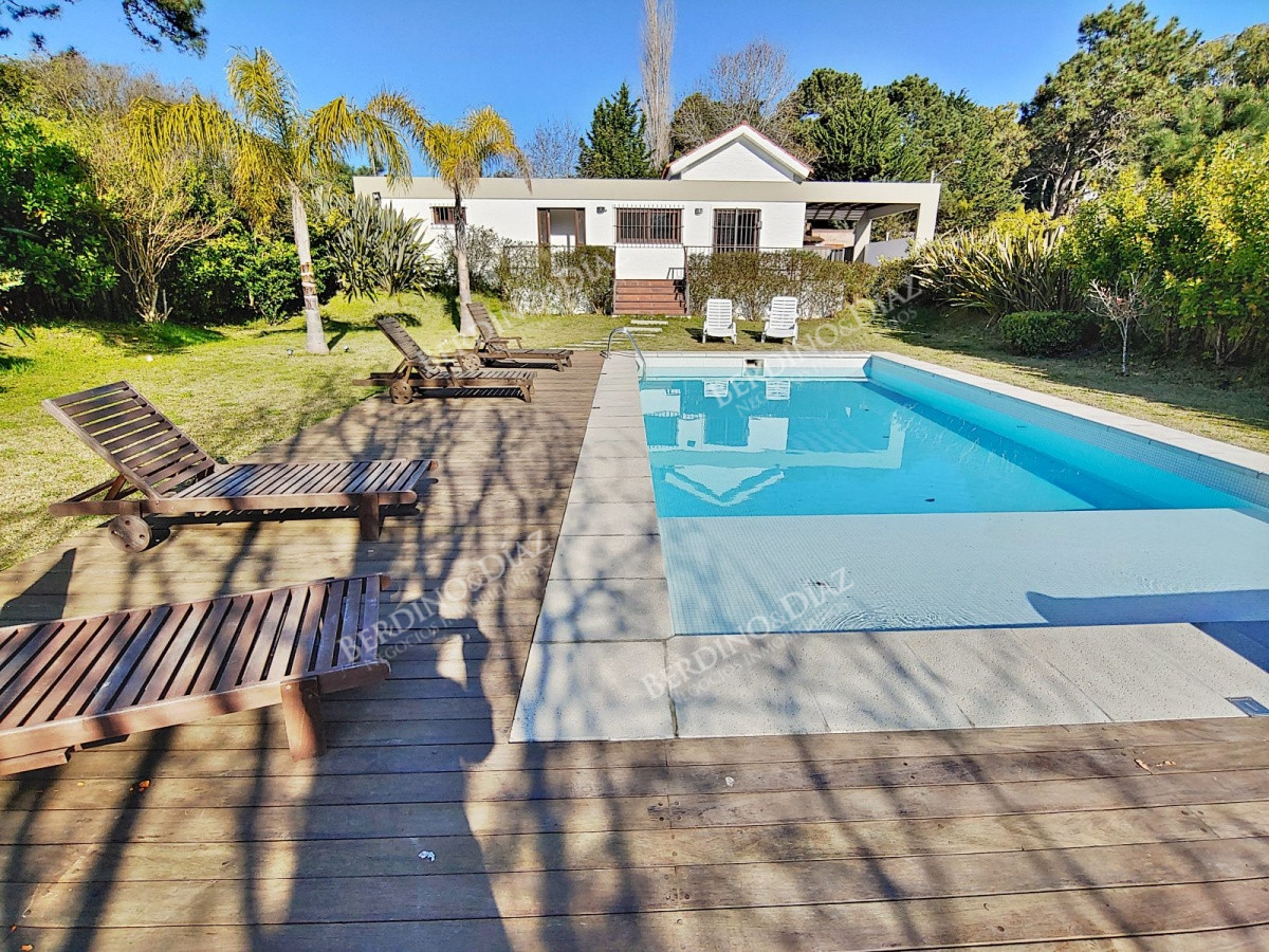 Casa ID.1090 - Hermosa residencia en Rincon del Indio
