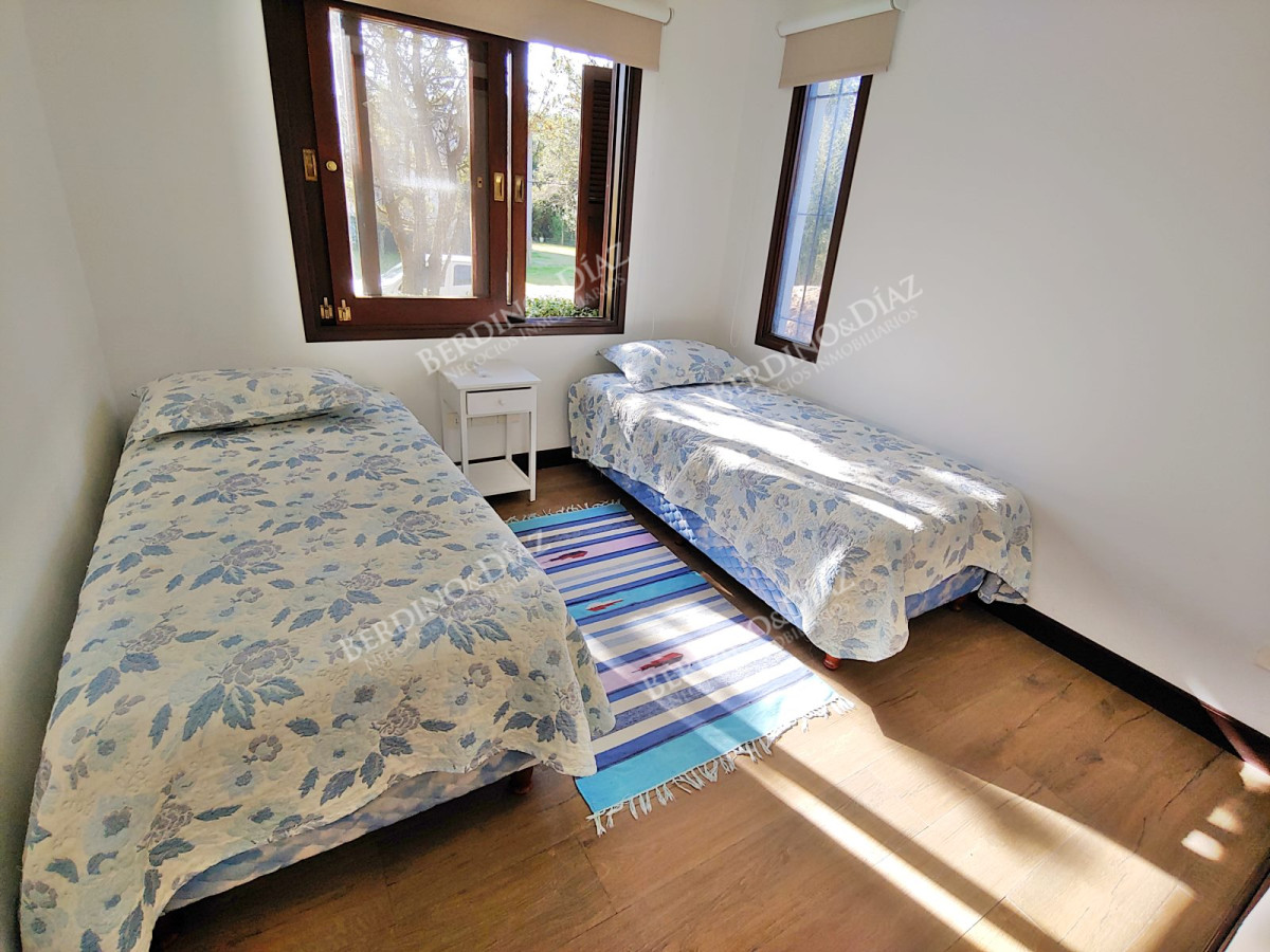 Casa ID.1090 - Hermosa residencia en Rincon del Indio