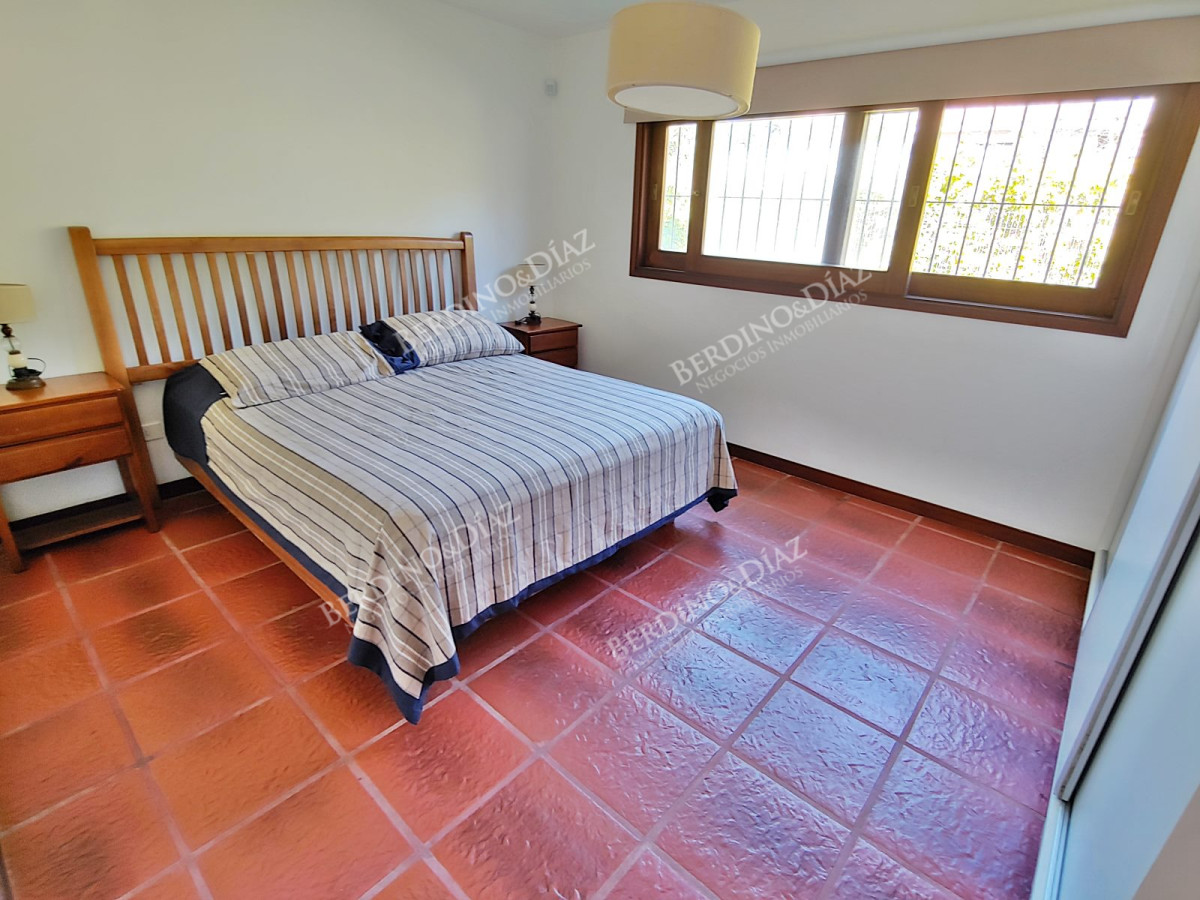 Casa ID.1090 - Hermosa residencia en Rincon del Indio