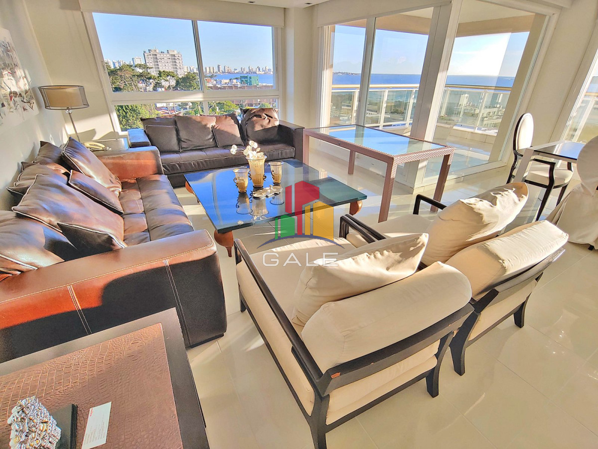 Punta del Este   Venta   Espectacular apartamento esquinero en Playa Mansa - GoPunta - Portal Inmobiliario de Punta del Este - Maldonado
