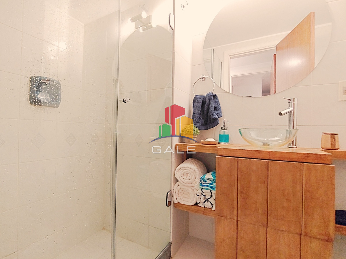 Apartamento ID.2523 - Apartamento en playa Mansa a pasos del mar