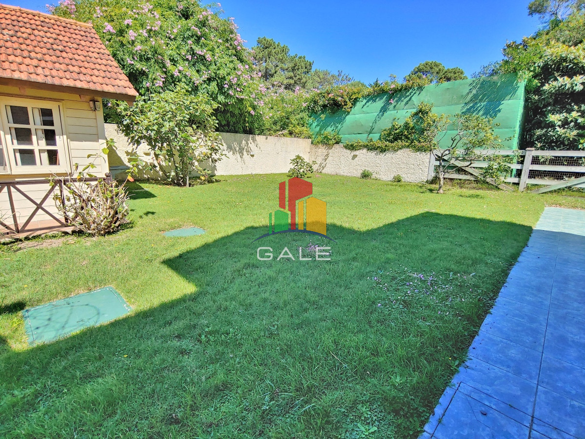 Casa ID.2237 - Casa en alquiler anual - Punta del Este