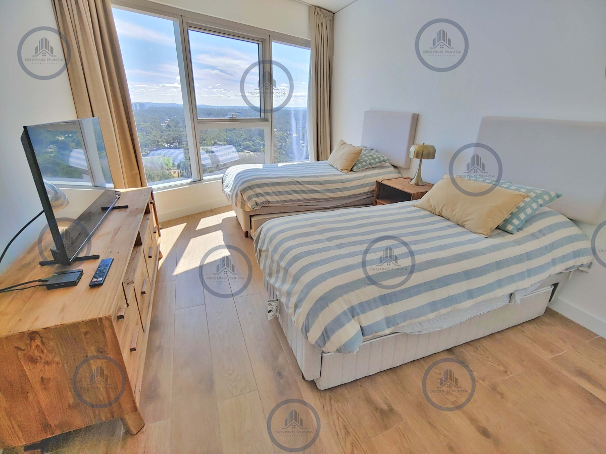 Apartamento ID.2276 - Exclusivo! - Trump Tower piso 25 de 2 dormitorios en Venta y Alquiler