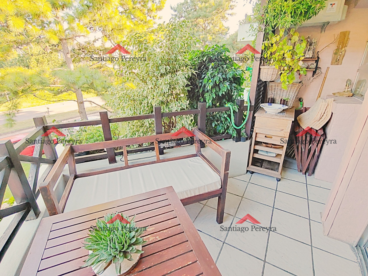 Apartamento ID.15043 - Apartamento en playa Mansa a pasos del mar