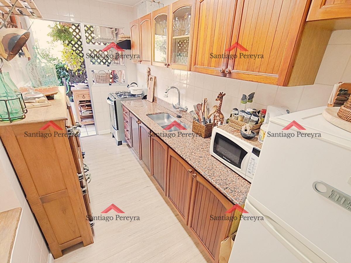 Apartamento ID.15043 - Apartamento en playa Mansa a pasos del mar