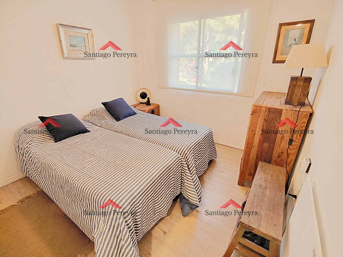 Apartamento ID.15043 - Apartamento en playa Mansa a pasos del mar