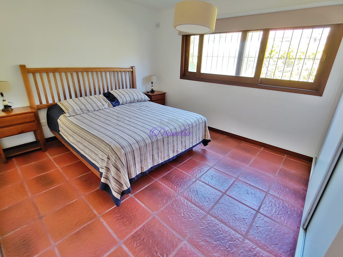 Casa ID.172 - Hermosa residencia en Rincon del Indio