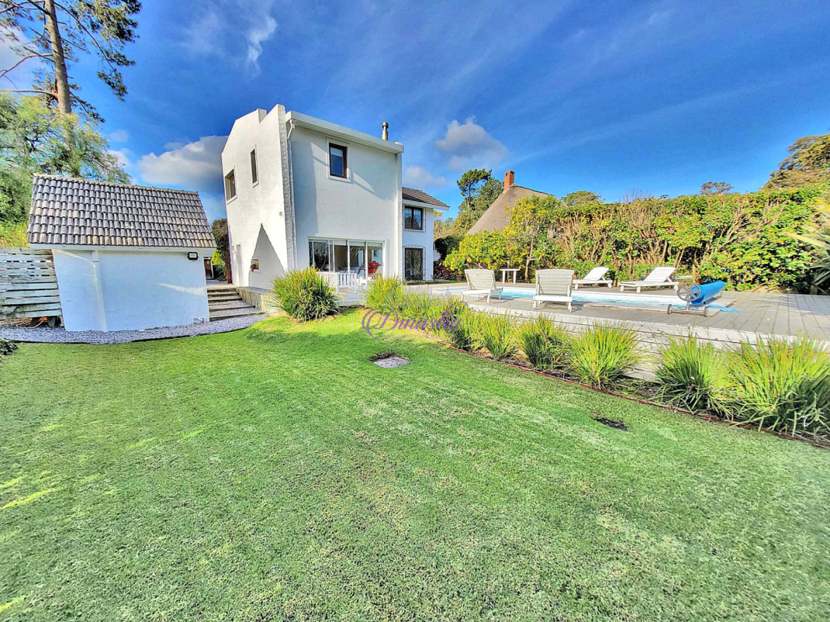 Casa ID.649 - Venta Casa en Pinares para vivirla todo el año!