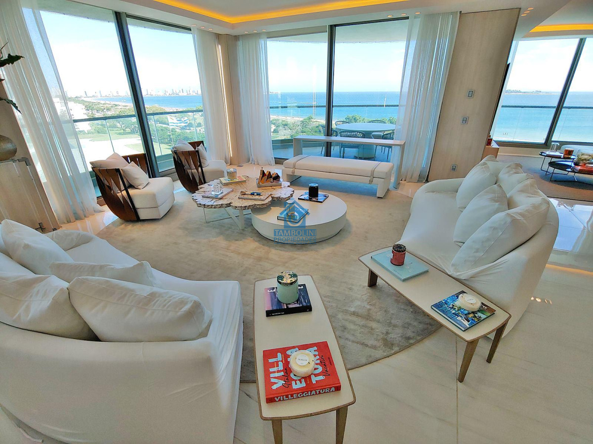 Apartamento ID.782 - Espectacular! Apartamento unificado en Fendi Chateau Punta del Este - VENTA