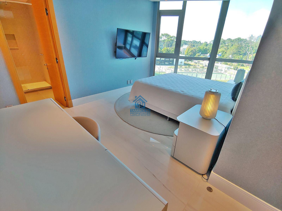 Apartamento ID.782 - Espectacular! Apartamento unificado en Fendi Chateau Punta del Este - VENTA