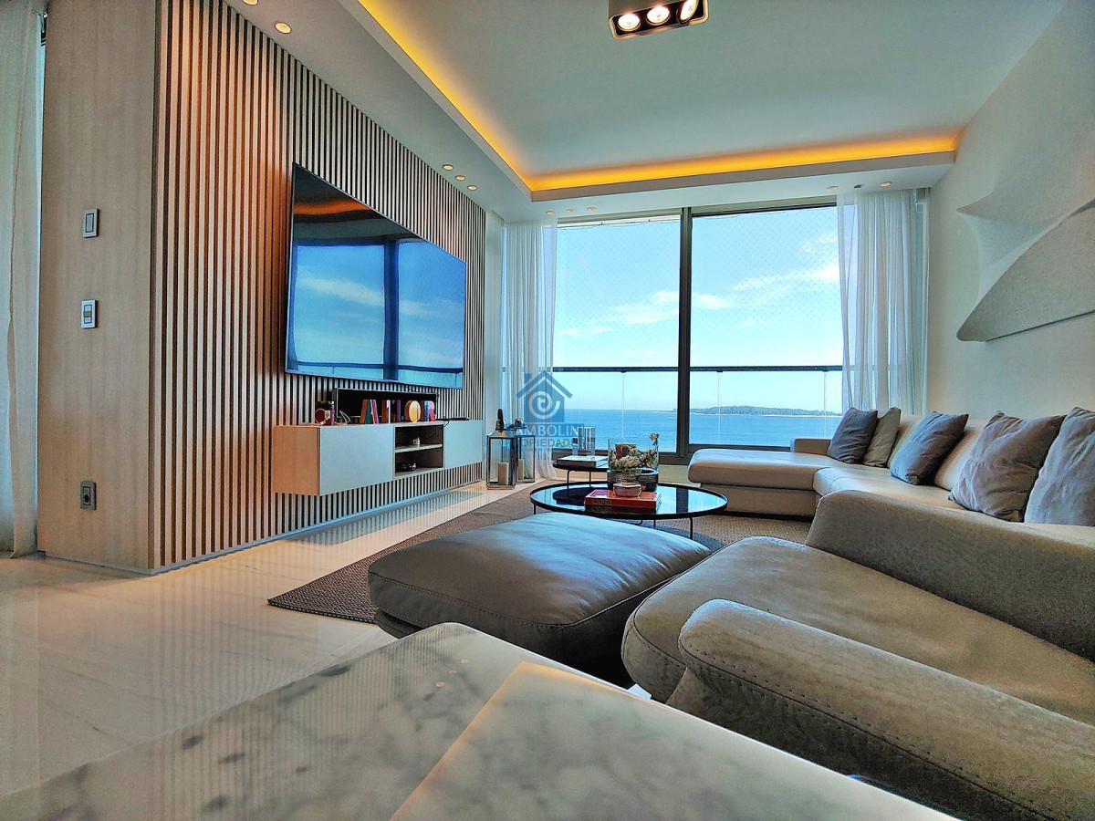 Apartamento ID.782 - Espectacular! Apartamento unificado en Fendi Chateau Punta del Este - VENTA