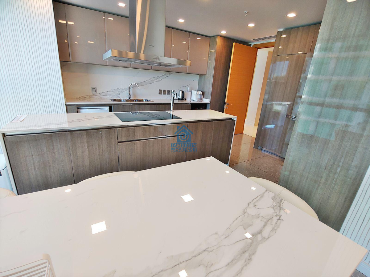 Apartamento ID.782 - Espectacular! Apartamento unificado en Fendi Chateau Punta del Este - VENTA