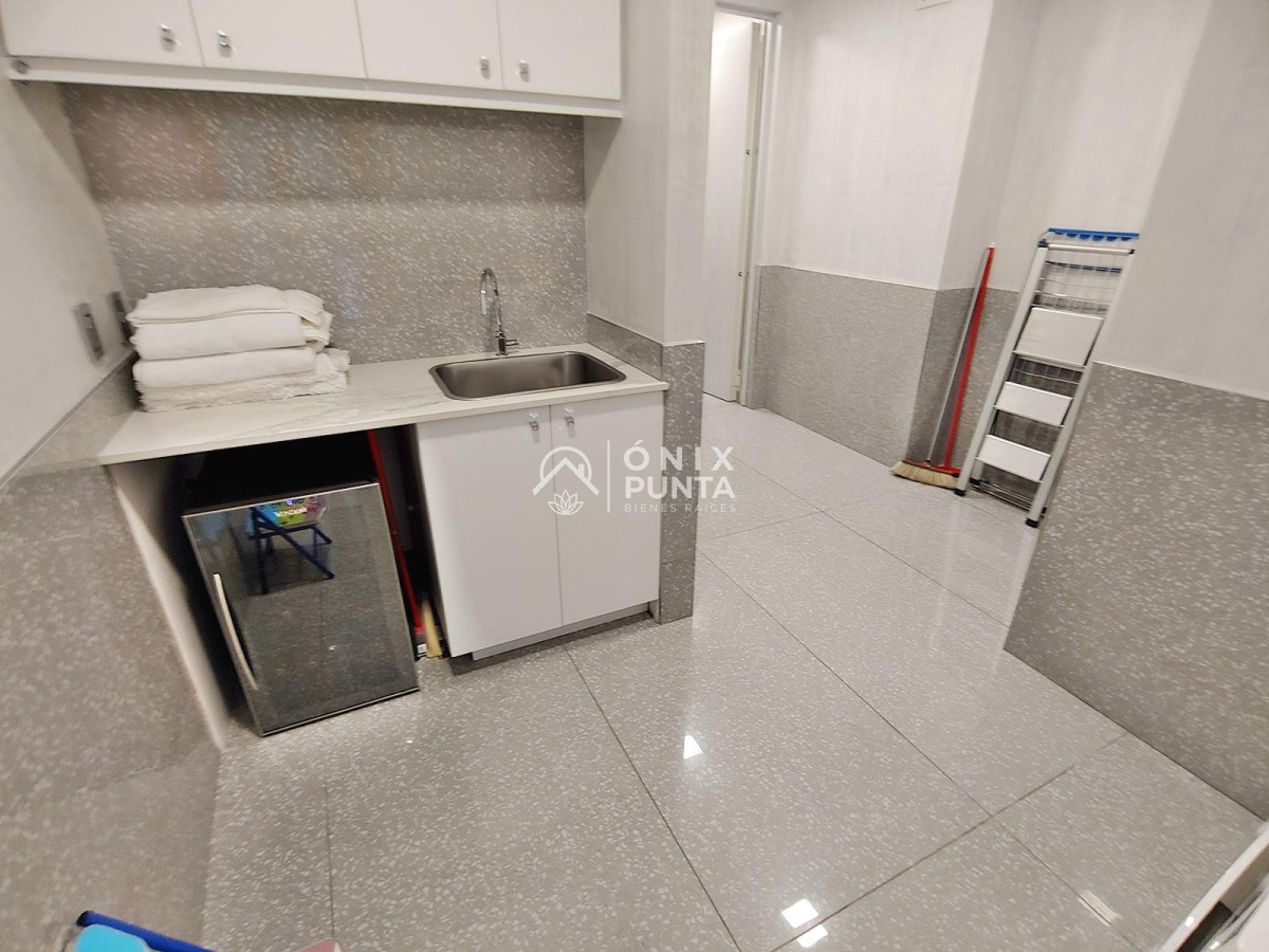 Apartamento ID.510 - Espectacular! Apartamento unificado en Fendi Chateau Punta del Este - VENTA