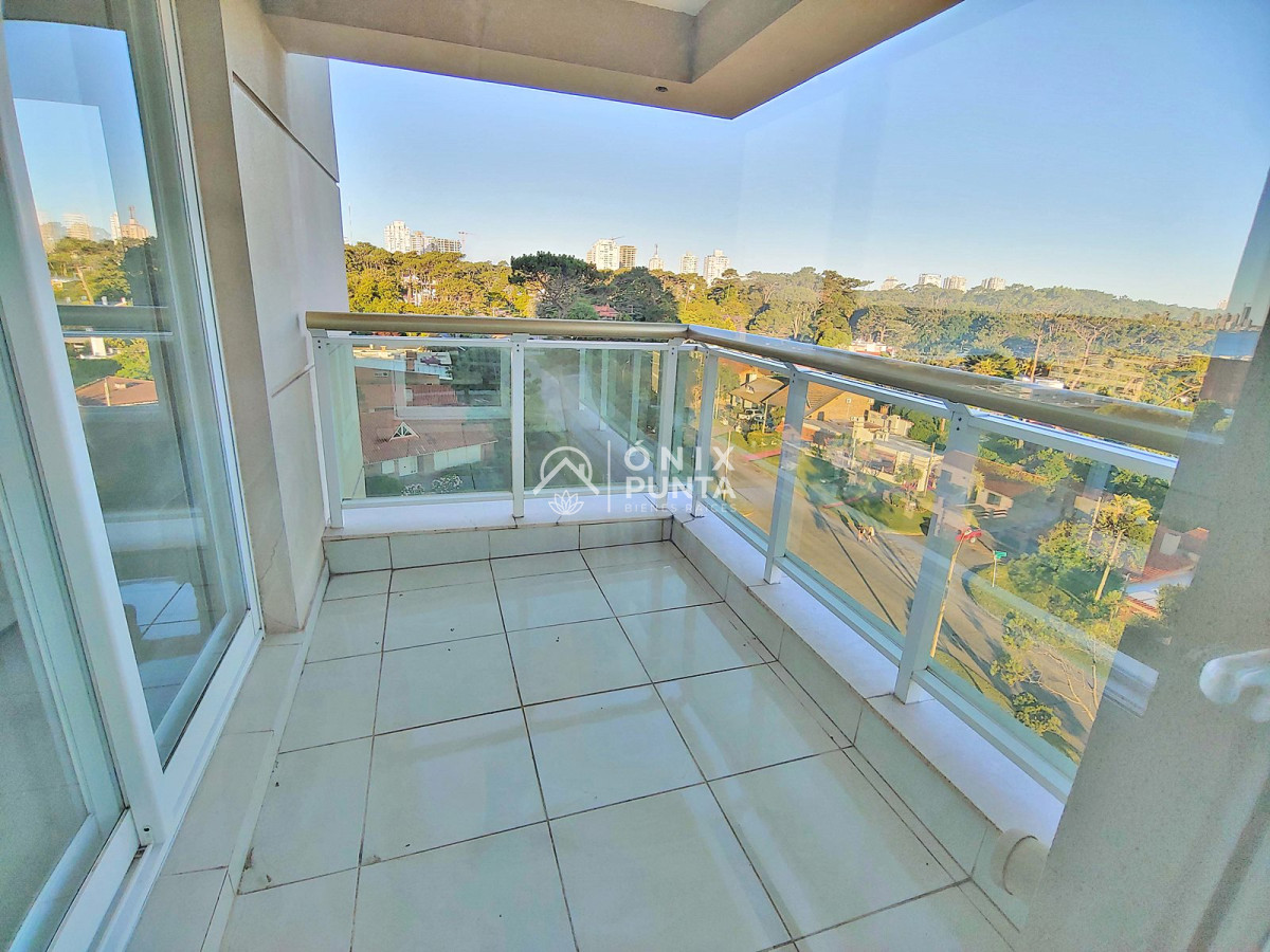 Apartamento ID.511 - Punta del Este - Venta - Espectacular apartamento esquinero en Playa Mansa