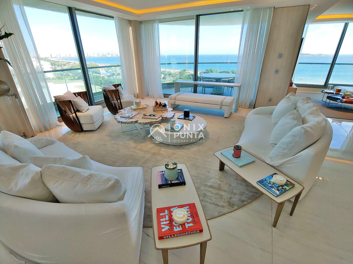 Apartamento ID.510 - Espectacular! Apartamento unificado en Fendi Chateau Punta del Este - VENTA