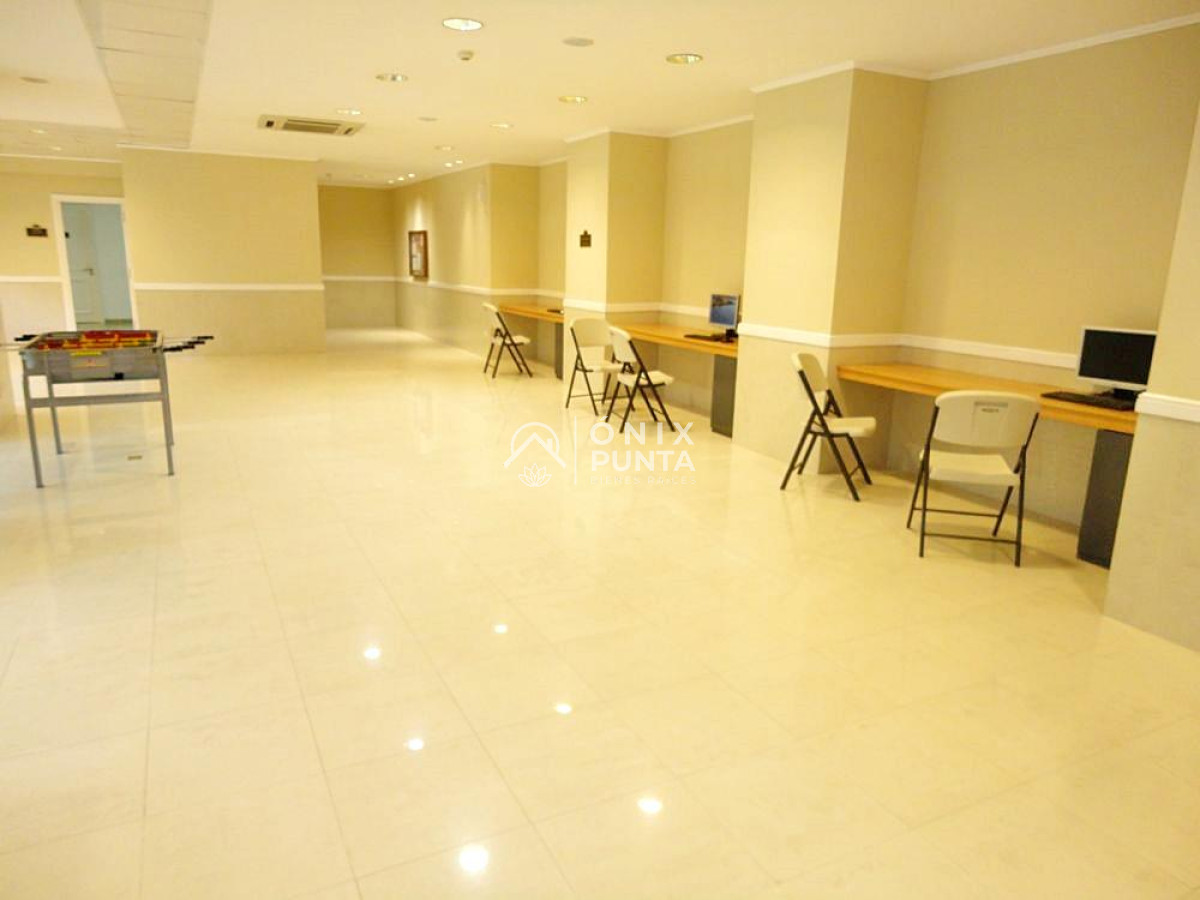 Apartamento ID.511 - Punta del Este - Venta - Espectacular apartamento esquinero en Playa Mansa