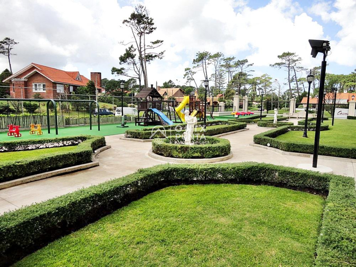 Apartamento ID.511 - Punta del Este - Venta - Espectacular apartamento esquinero en Playa Mansa