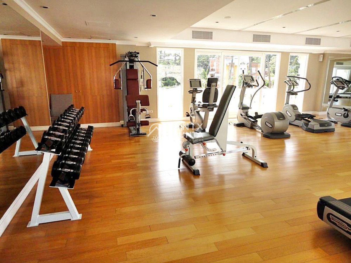 Apartamento ID.511 - Punta del Este - Venta - Espectacular apartamento esquinero en Playa Mansa