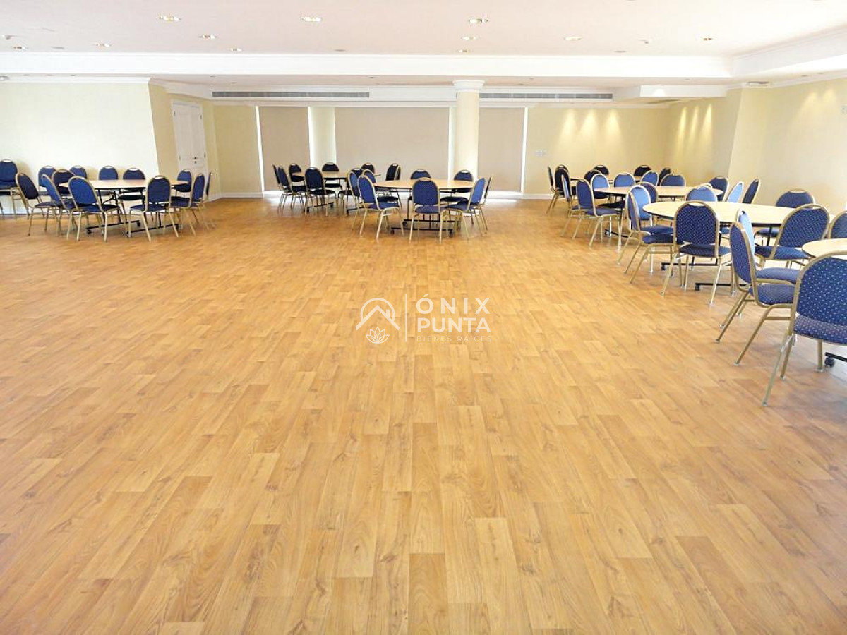 Apartamento ID.511 - Punta del Este - Venta - Espectacular apartamento esquinero en Playa Mansa