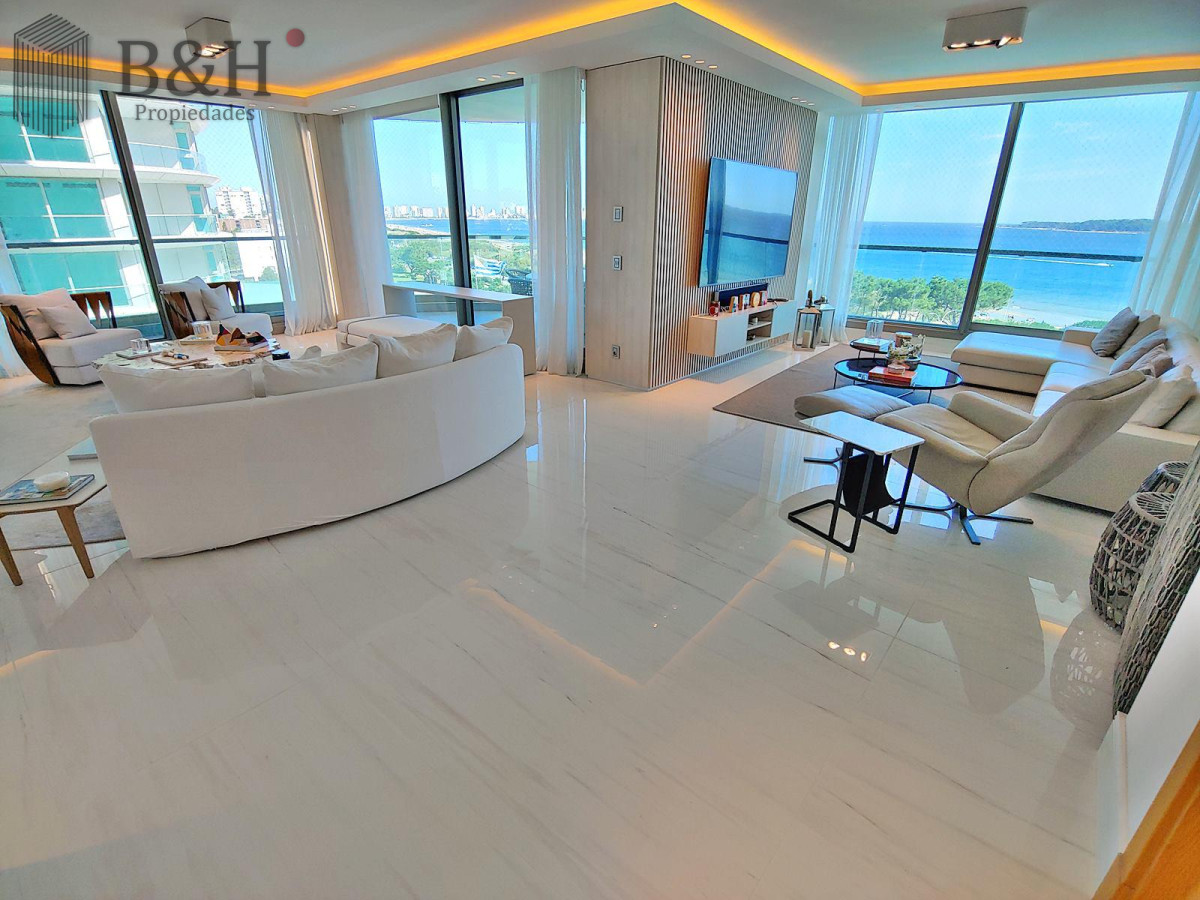 Apartamento ID.5508 - Espectacular! Apartamento unificado en Fendi Chateau Punta del Este - VENTA