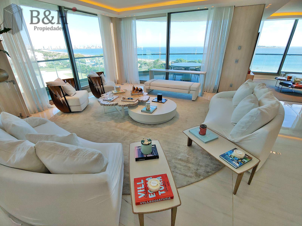 Apartamento ID.5508 - Espectacular! Apartamento unificado en Fendi Chateau Punta del Este - VENTA