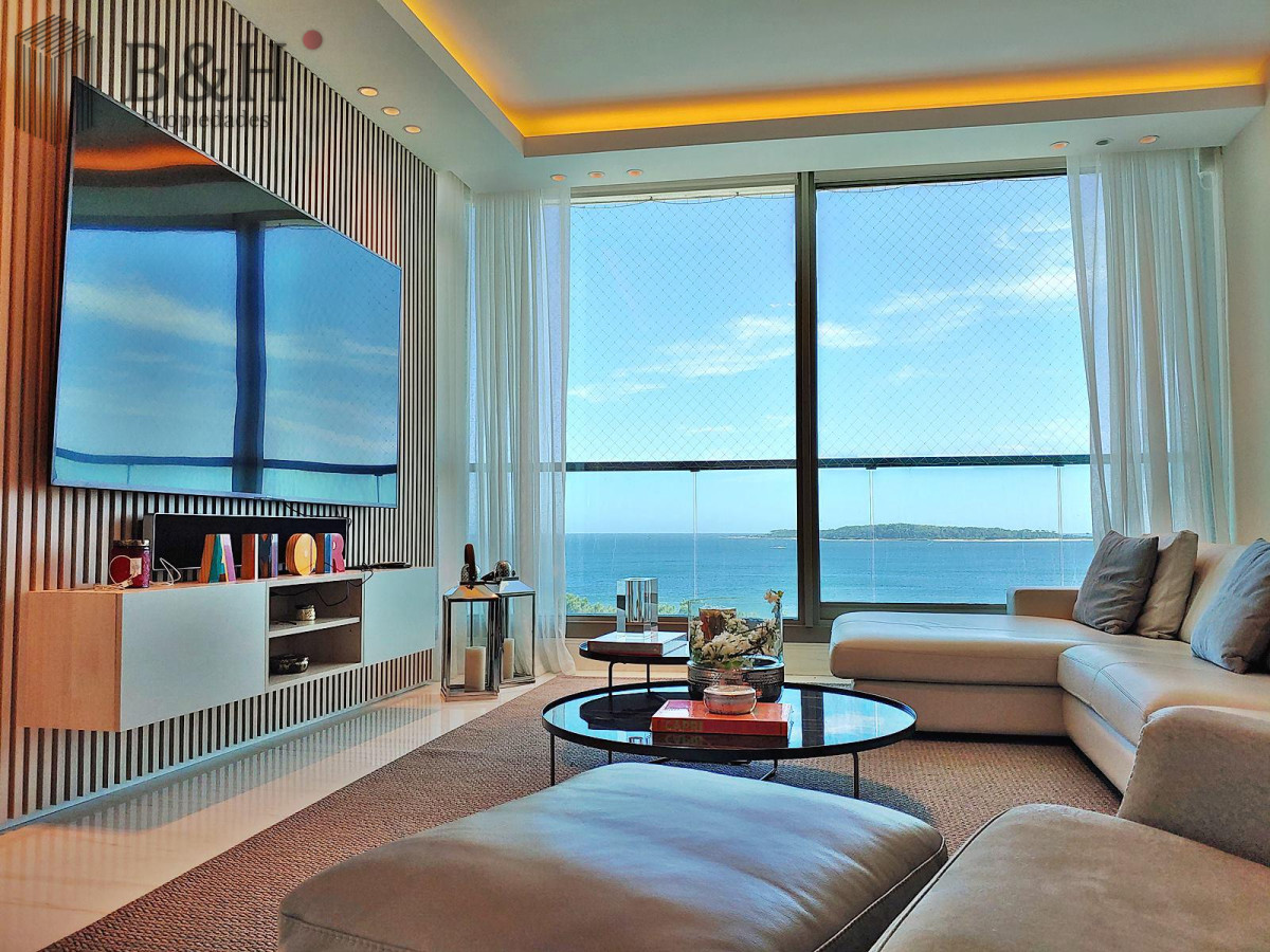 Apartamento ID.5508 - Espectacular! Apartamento unificado en Fendi Chateau Punta del Este - VENTA