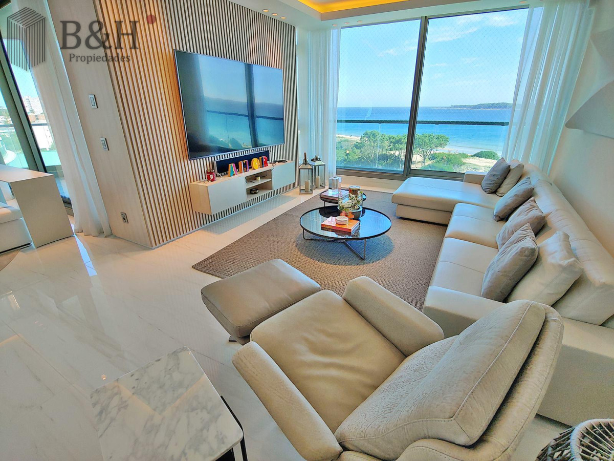 Apartamento ID.5508 - Espectacular! Apartamento unificado en Fendi Chateau Punta del Este - VENTA