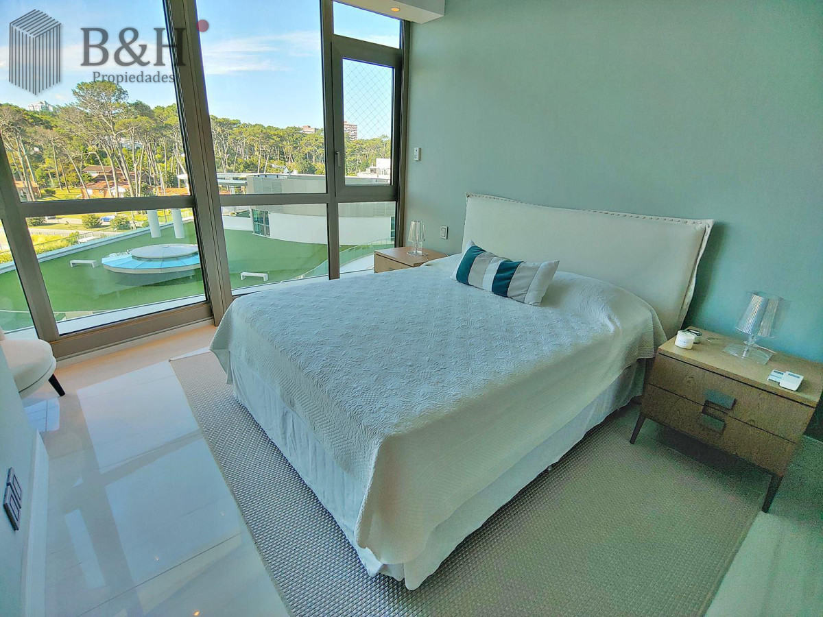 Apartamento ID.5508 - Espectacular! Apartamento unificado en Fendi Chateau Punta del Este - VENTA