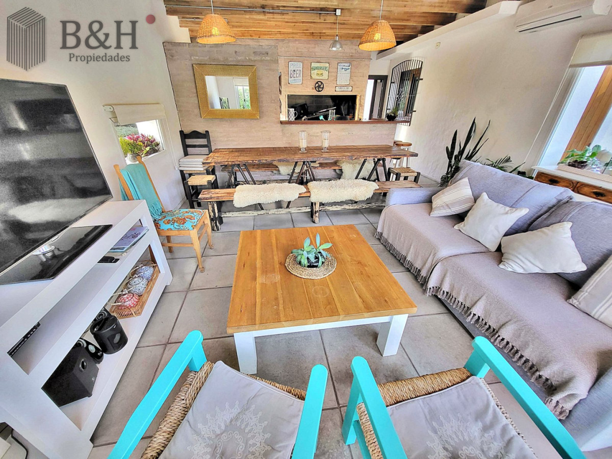 Casa ID.7437 - Espectacular casa en Pinares para vivirla todo el año!