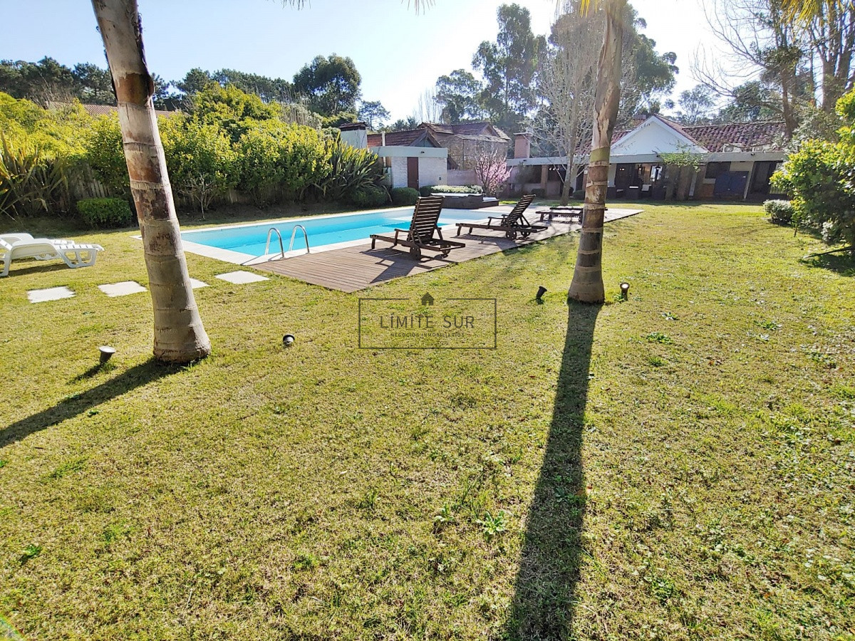 Casa ID.82 - Hermosa residencia en Rincon del Indio