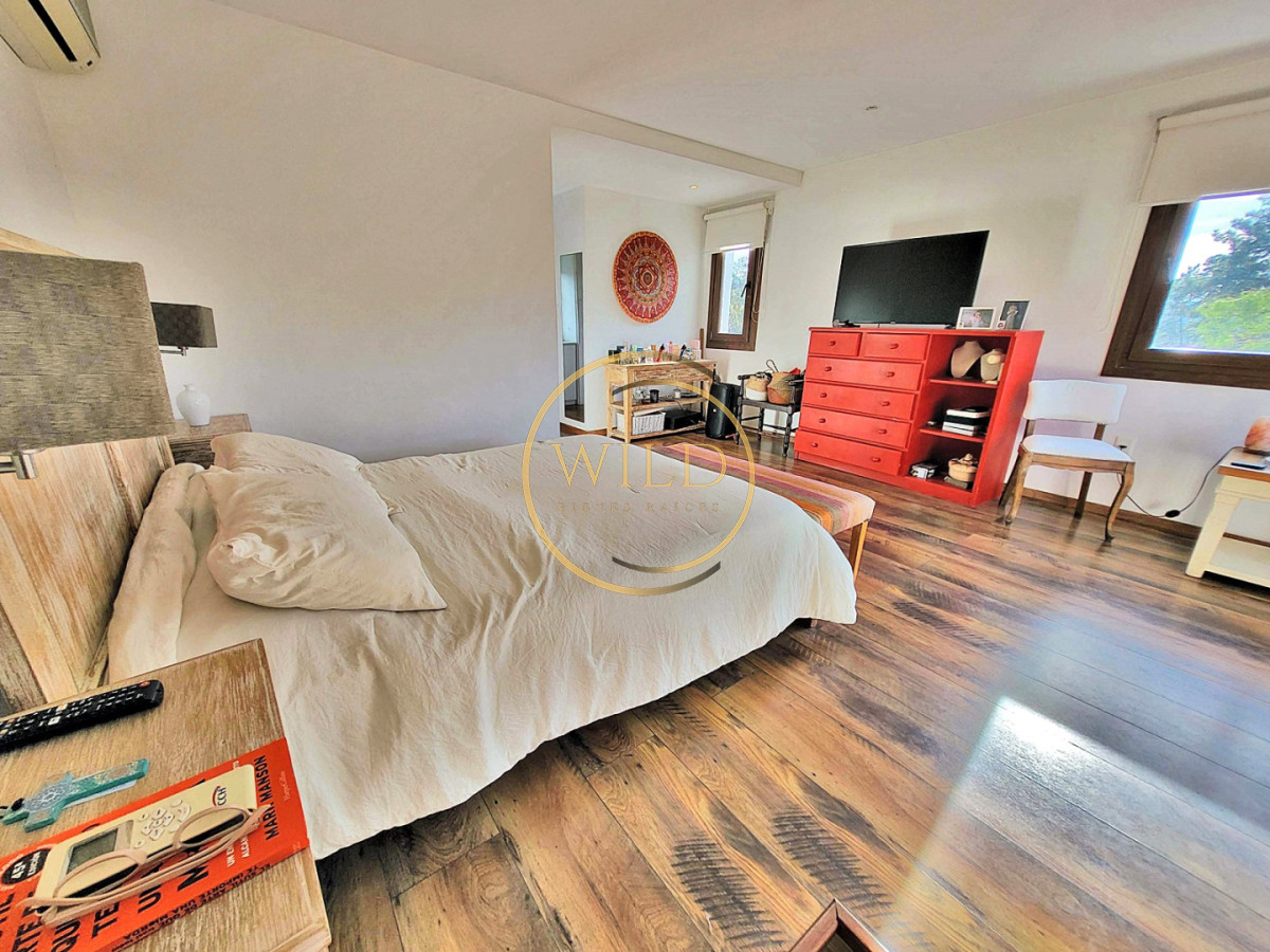 Casa ID.5663 - Espectacular casa en Pinares para vivirla todo el año!