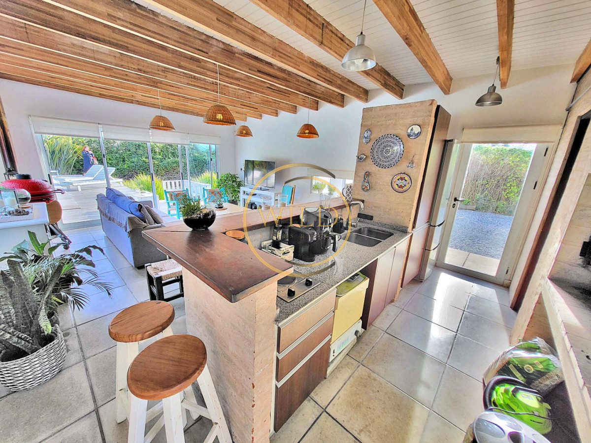 Casa ID.5663 - Espectacular casa en Pinares para vivirla todo el año!