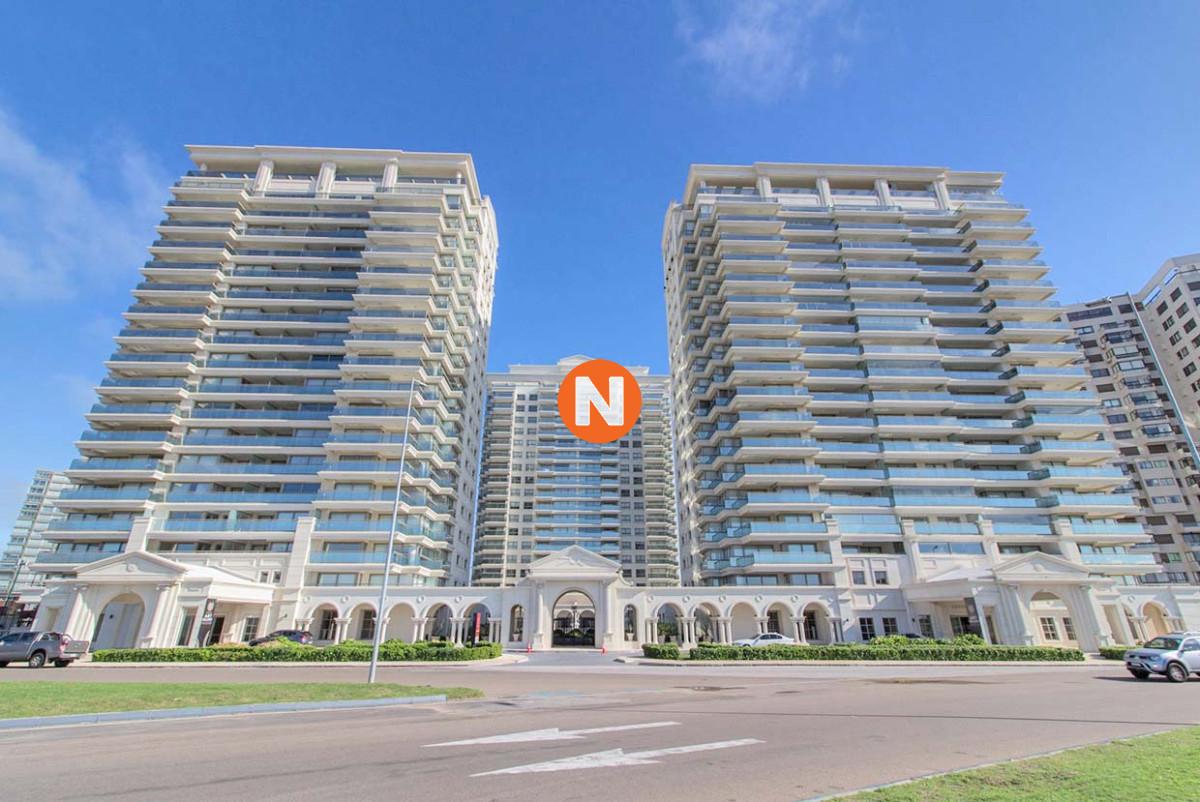Apartamento Ref.223053 - Venta - Punta del Este - Imperiale 2 suites