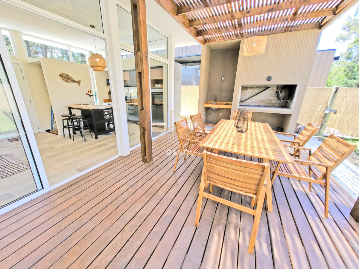 Casa ID.1099 - Excelente opcion para disfrutar las vacaciones en la mejor ubicacion de La Barra