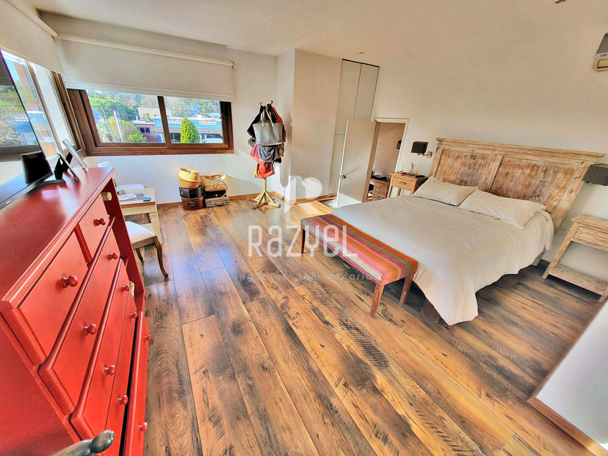 Casa ID.1284 - Espectacular casa en Pinares para vivirla todo el año!