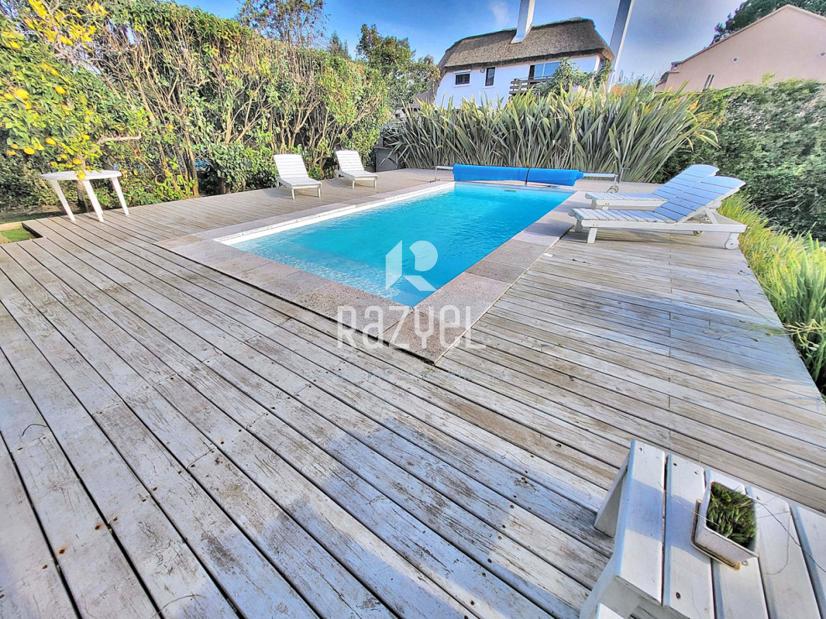 Casa ID.1284 - Espectacular casa en Pinares para vivirla todo el año!