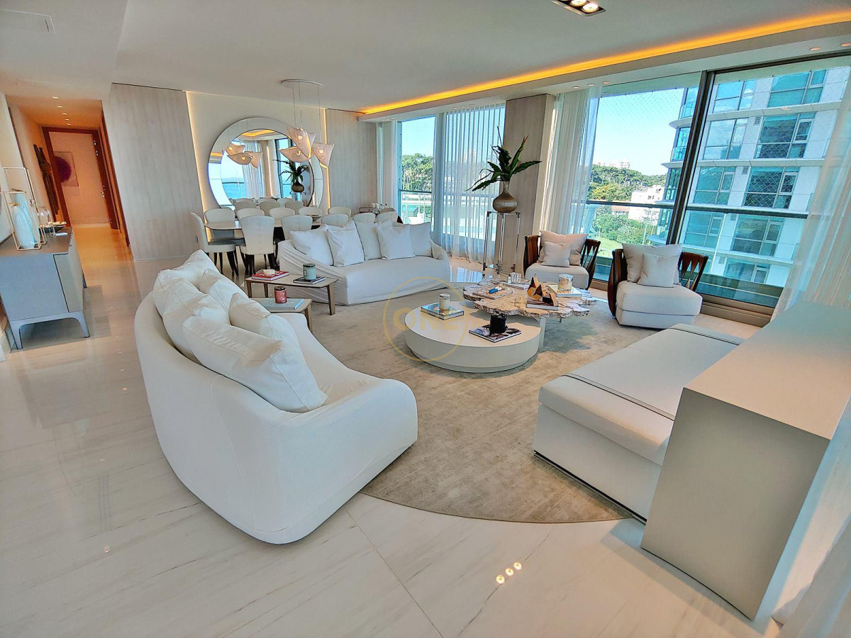 Apartamento ID.1914 - Espectacular! Apartamento unificado en Fendi Chateau Punta del Este - VENTA