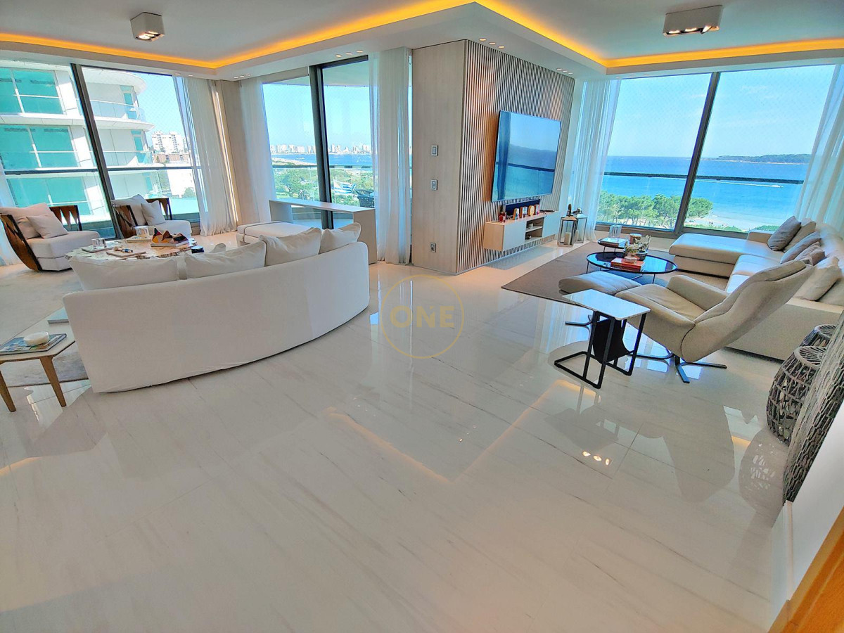 Apartamento ID.1914 - Espectacular! Apartamento unificado en Fendi Chateau Punta del Este - VENTA