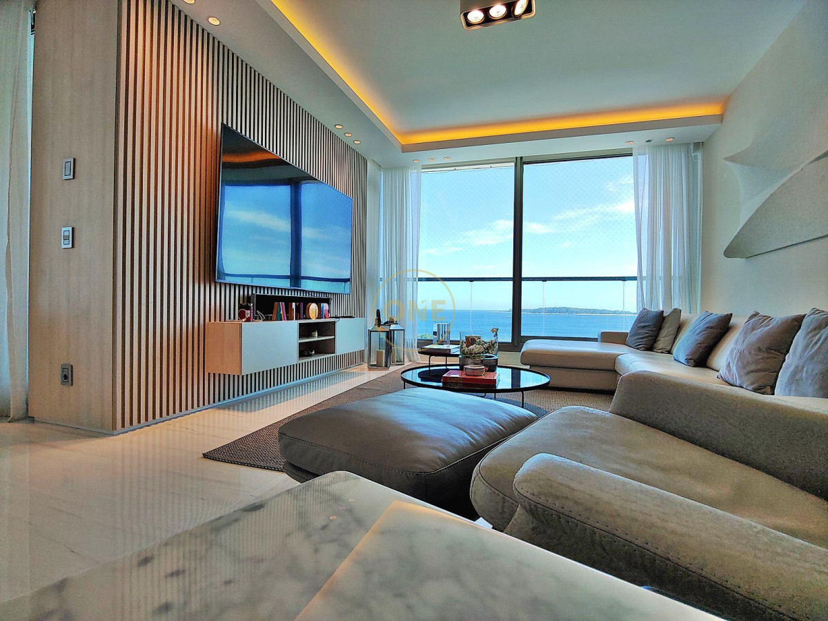 Apartamento ID.1914 - Espectacular! Apartamento unificado en Fendi Chateau Punta del Este - VENTA