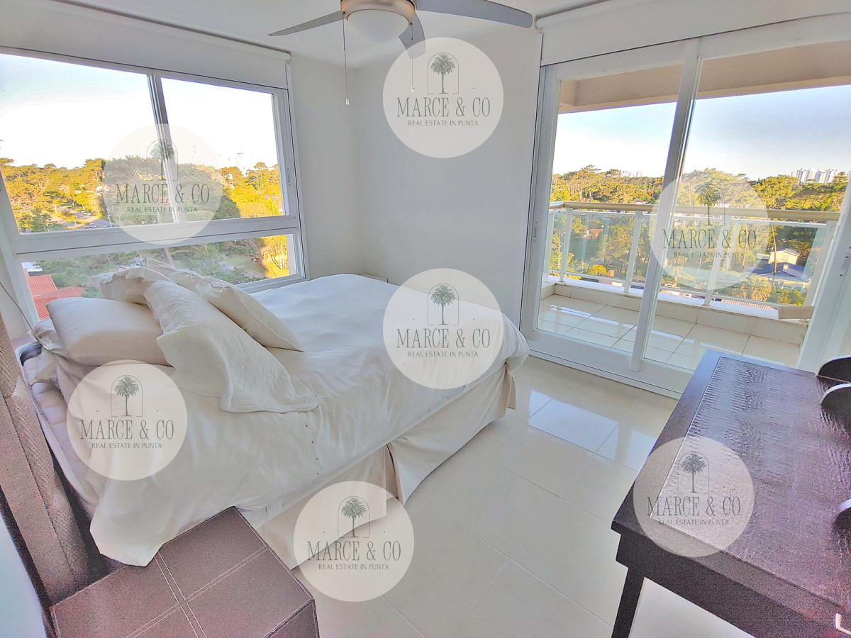 Apartamento ID.2201 - Punta del Este - Venta - Espectacular apartamento esquinero en Playa Mansa