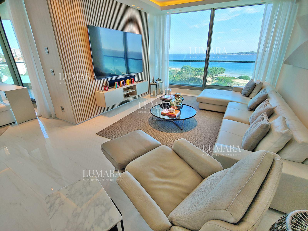 Apartamento ID.2202 - Espectacular! Apartamento unificado en Fendi Chateau Punta del Este - VENTA