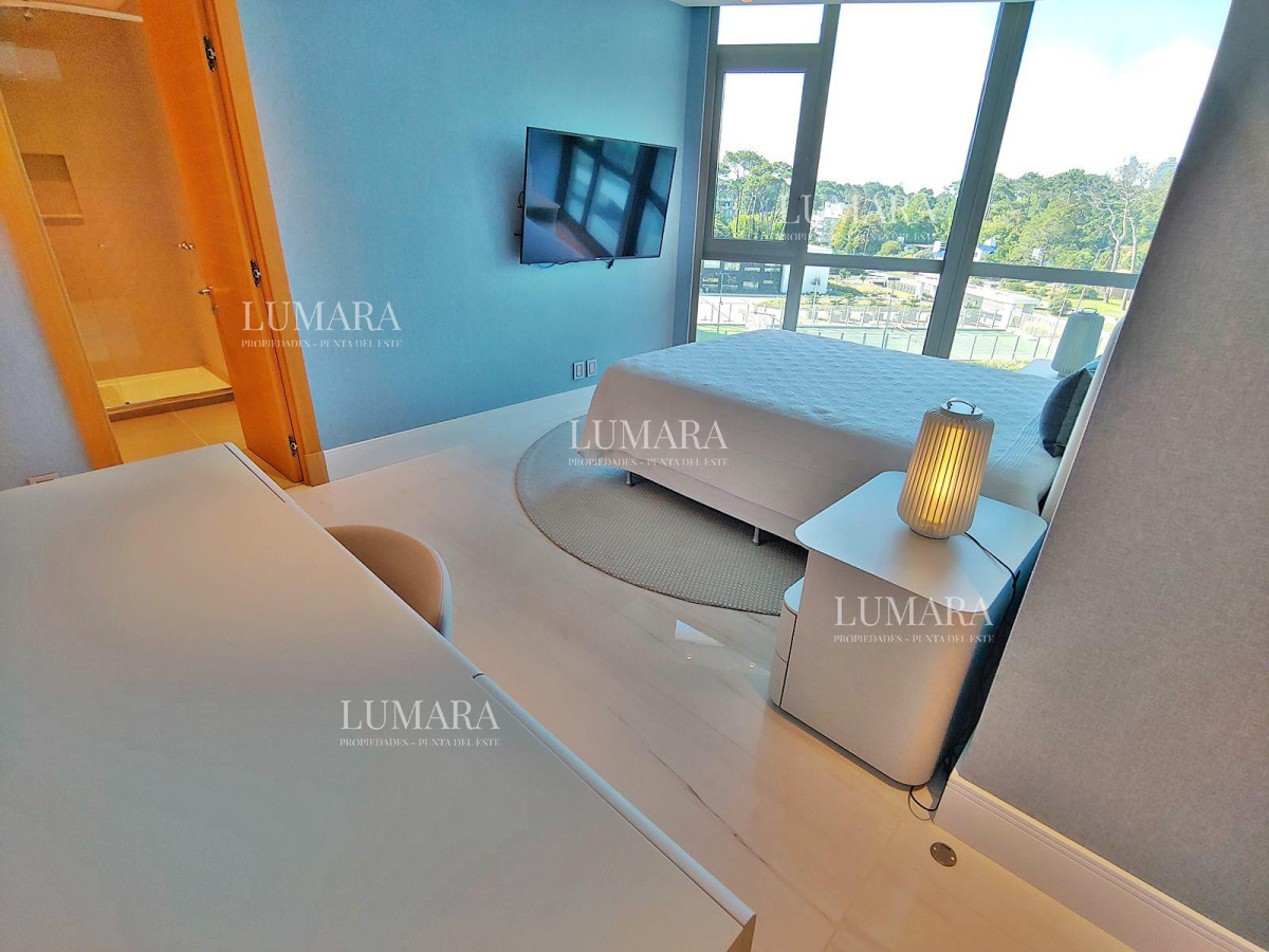 Apartamento ID.2202 - Espectacular! Apartamento unificado en Fendi Chateau Punta del Este - VENTA