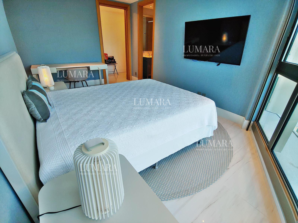 Apartamento ID.2202 - Espectacular! Apartamento unificado en Fendi Chateau Punta del Este - VENTA