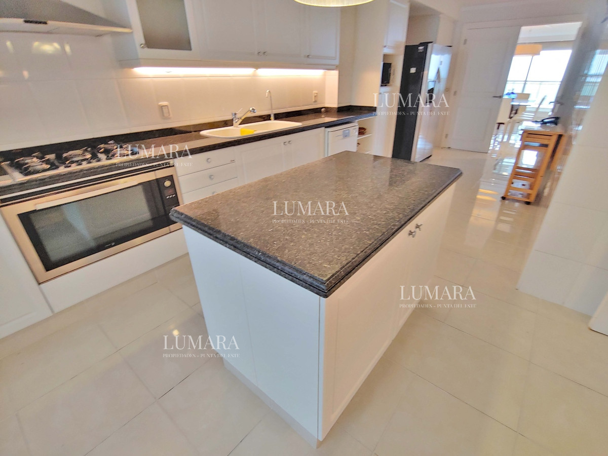 Apartamento ID.2200 - Apartamento en Punta del Este, 