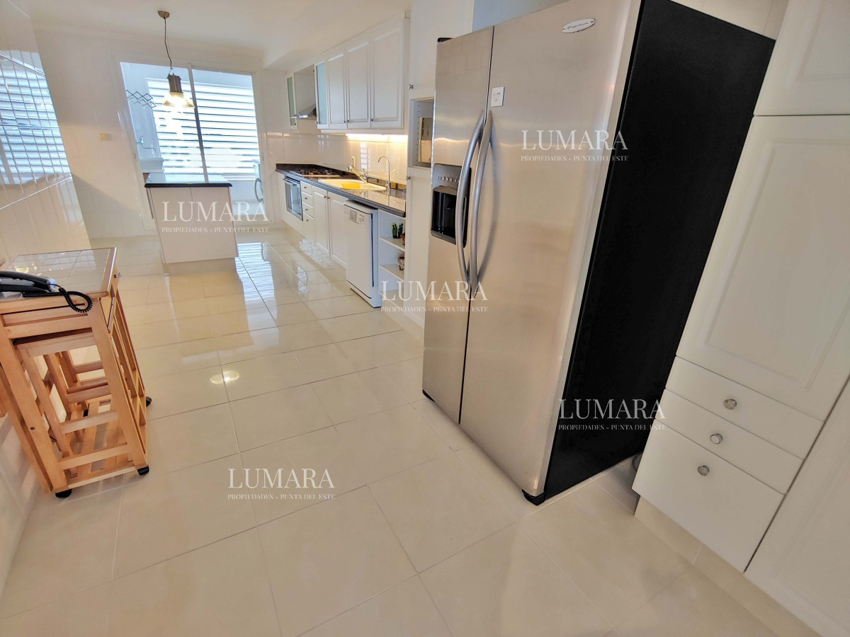 Apartamento ID.2200 - Apartamento en Punta del Este, 