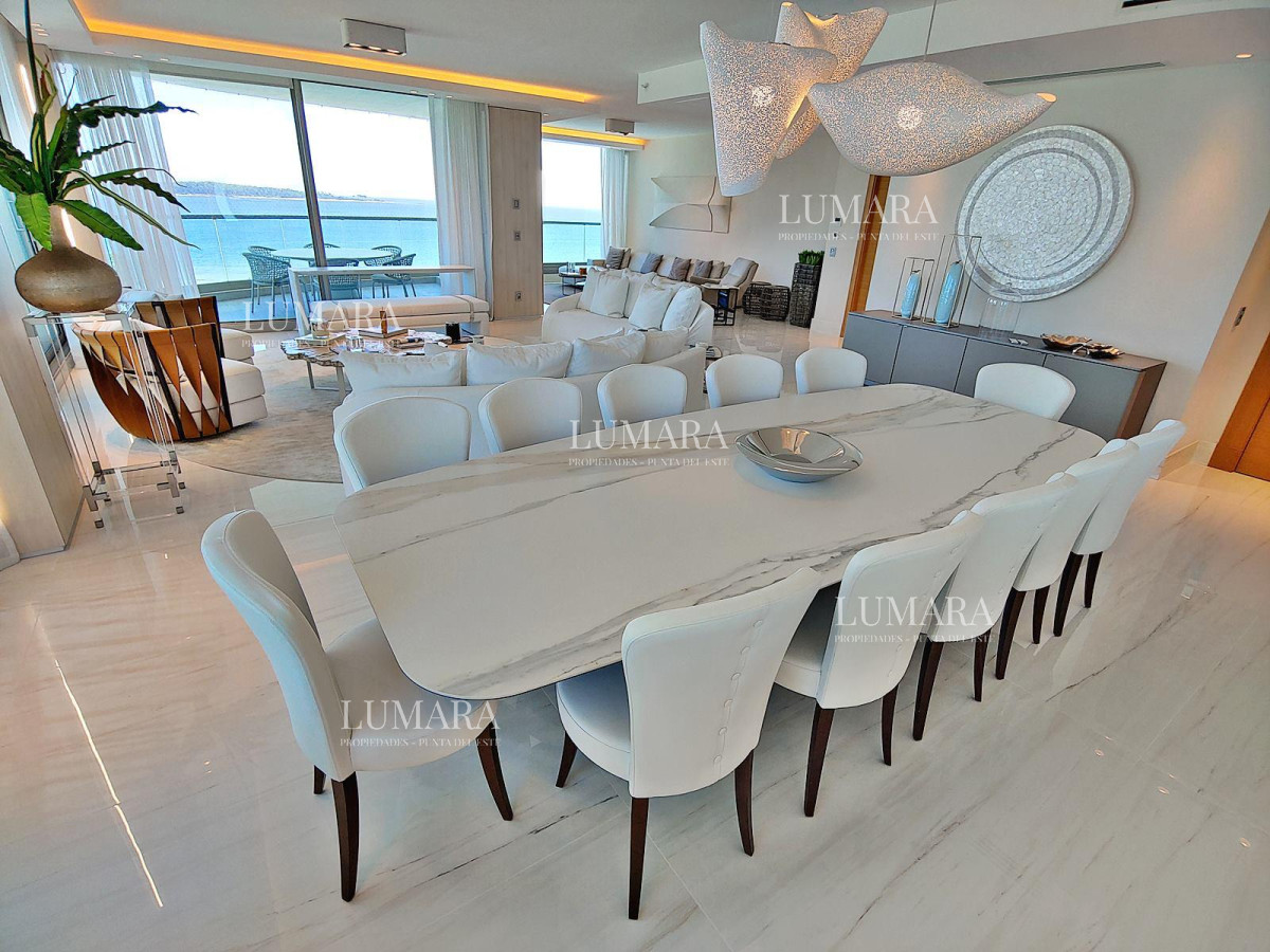 Apartamento ID.2202 - Espectacular! Apartamento unificado en Fendi Chateau Punta del Este - VENTA