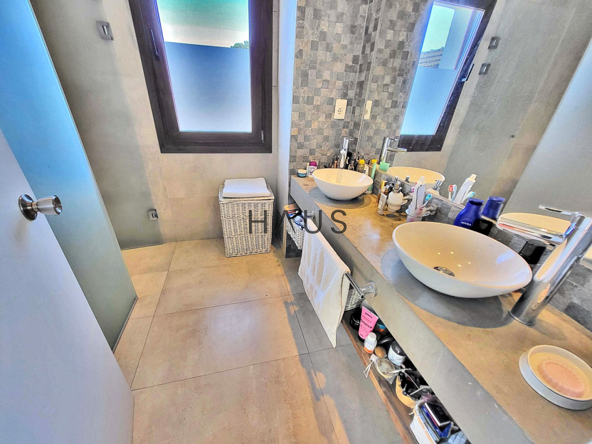 Casa ID.888 - Espectacular casa en Pinares para vivirla todo el año!