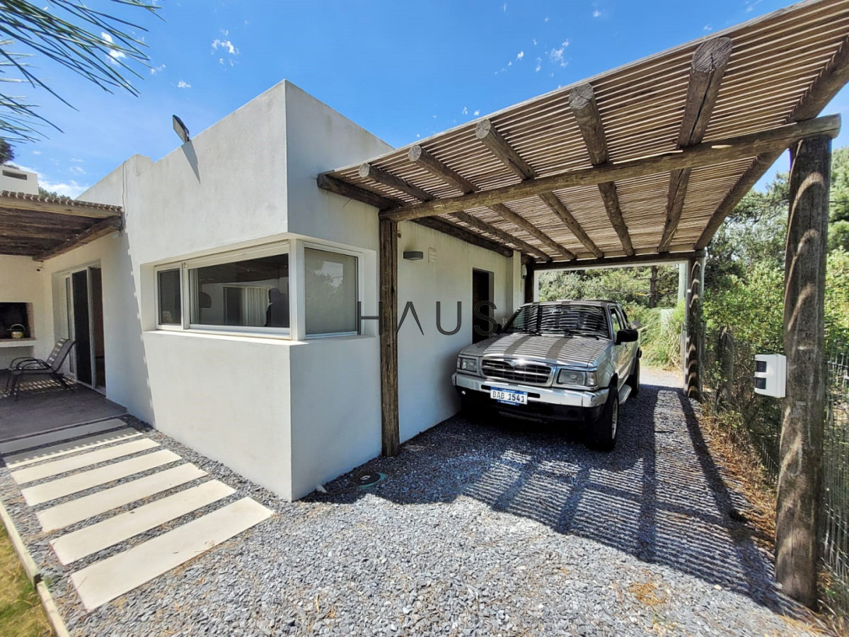 Casa ID.626 - Muy buena ubicacion en el corazon de La Barra!