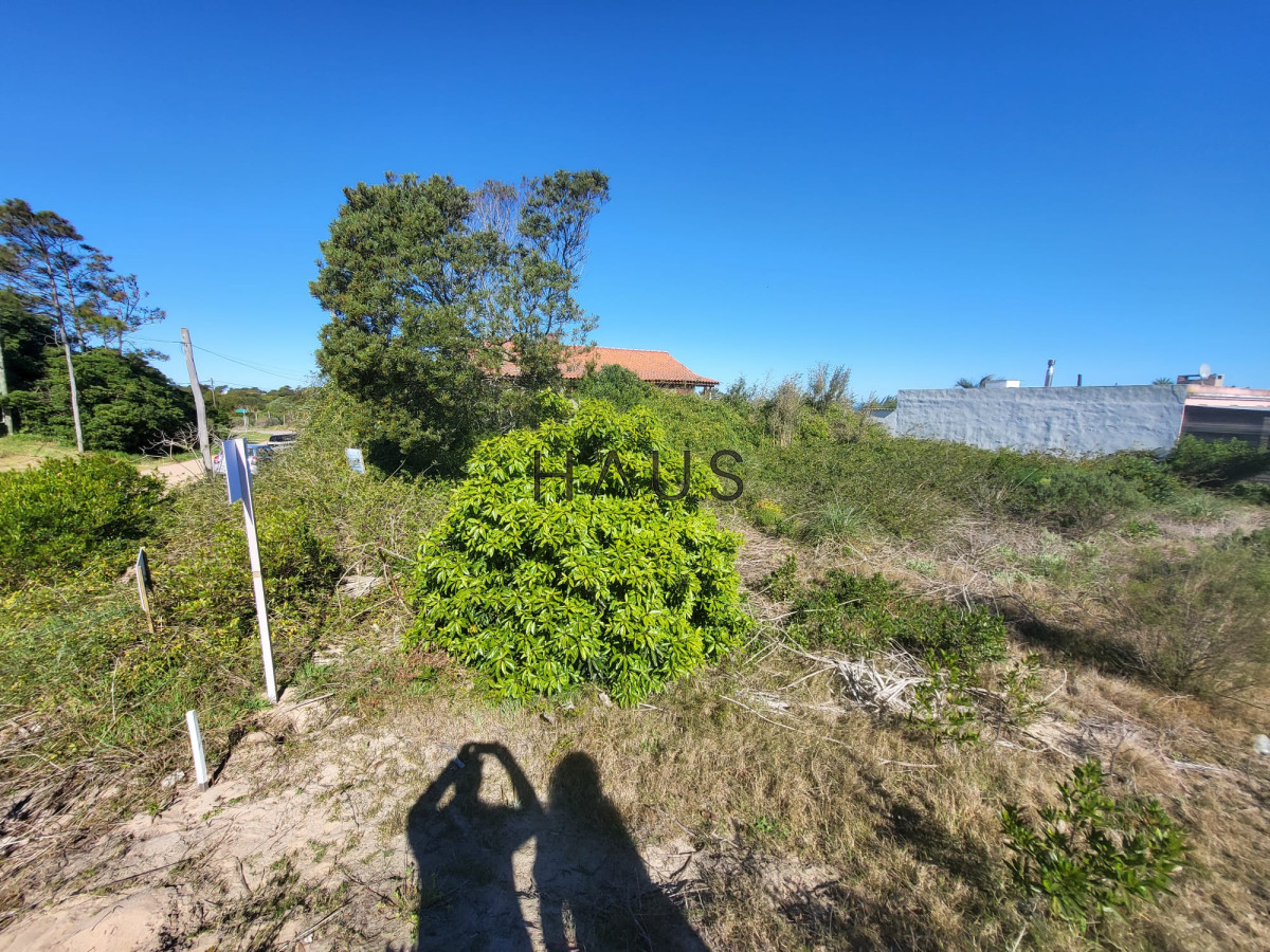Terreno ID.226 - Tu Refugio en Manantiales: Terreno de 400 m² a Pasos del Mar